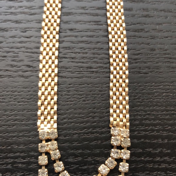 Gold Tone Necklace - Picture 3 of 5